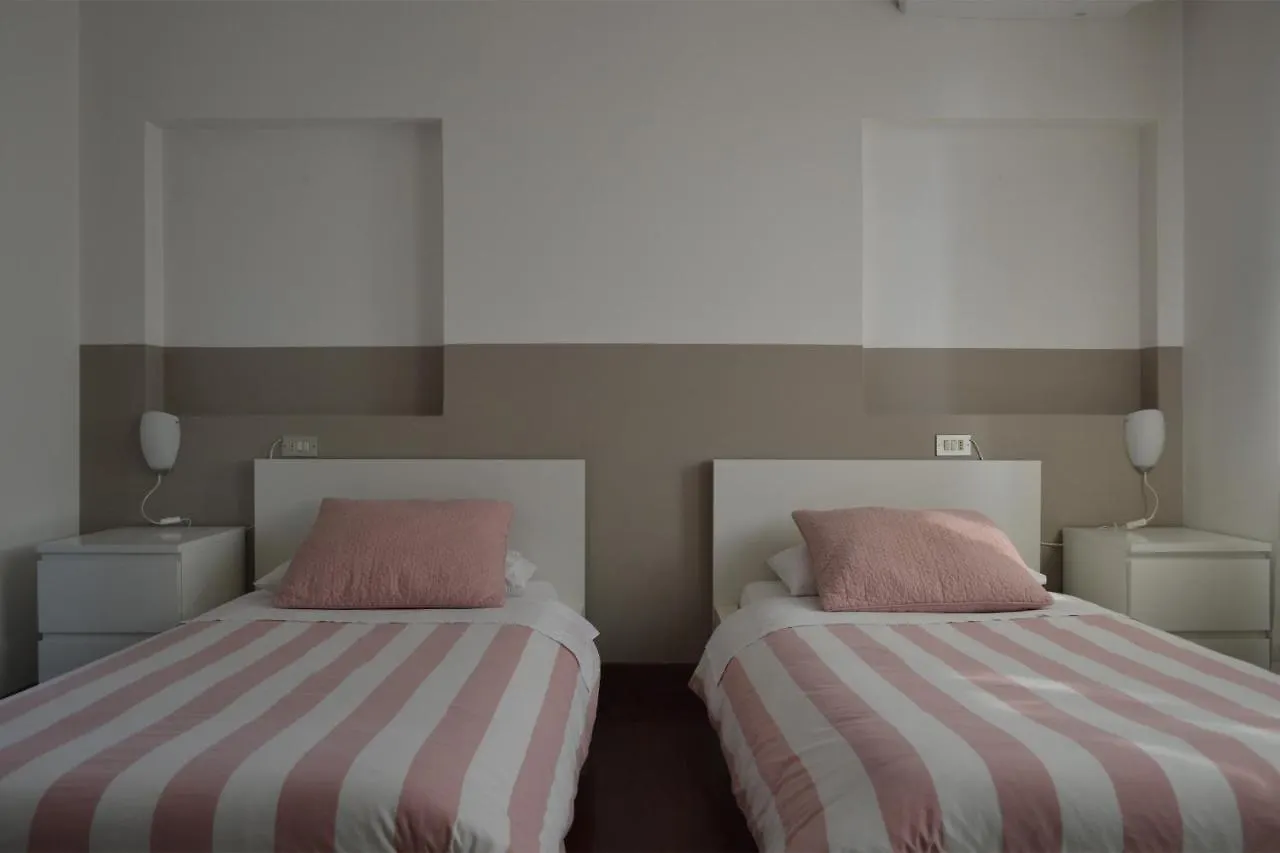バッサーノ・デル・グラッパ Zen Garden Bed & Breakfast